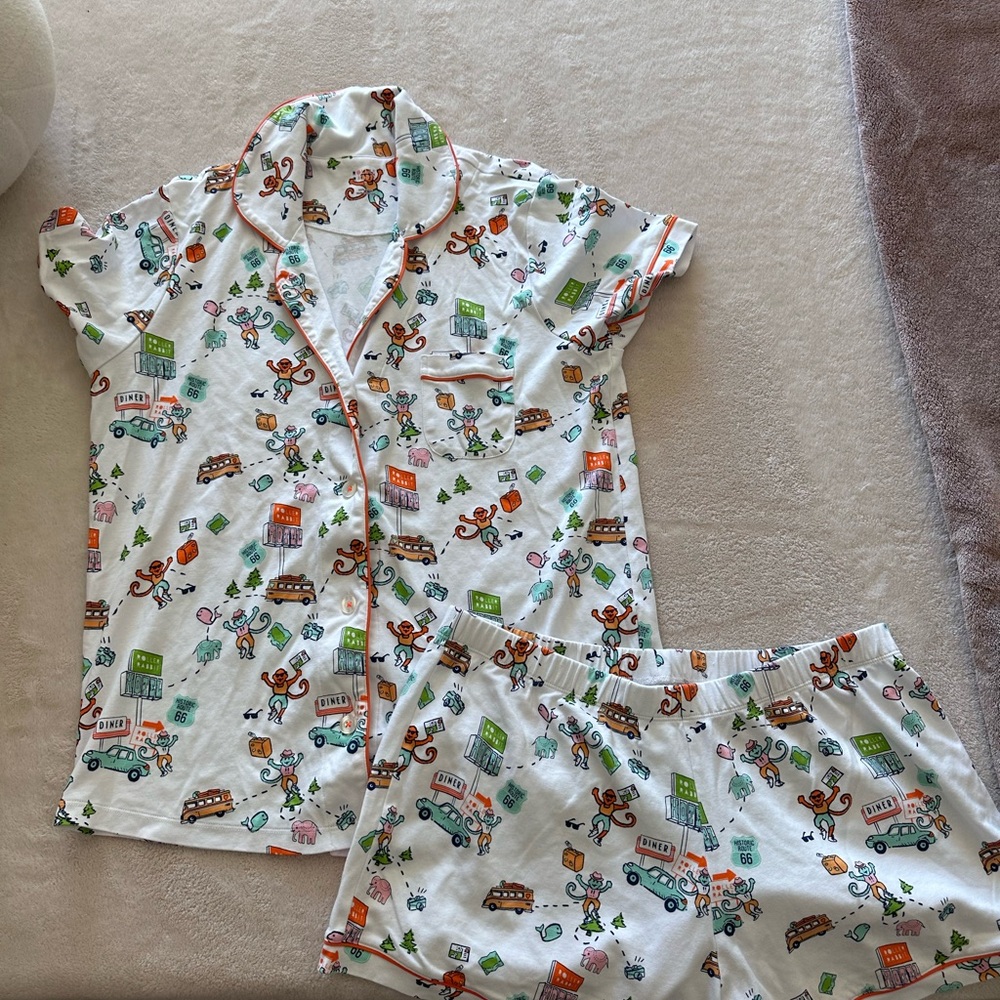 Roller Rabbit “ON THE ROAD” Pajama Set